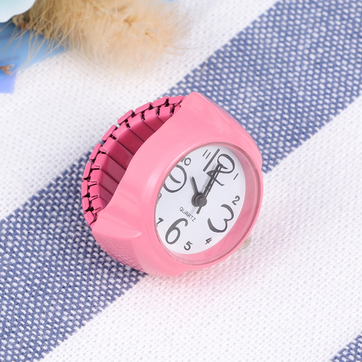 

Watch Ring Fashion Accessory Mini Novelty Gift Watch-shaped Clock Stylish Practical Ideal Tourism Wedding Employee Benefits