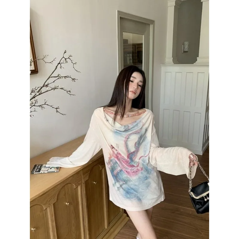 Chinese Character Printed Loose Long-sleeved T-shirt Women 2026 Spring New High Street Beaded Casual All-match Tops