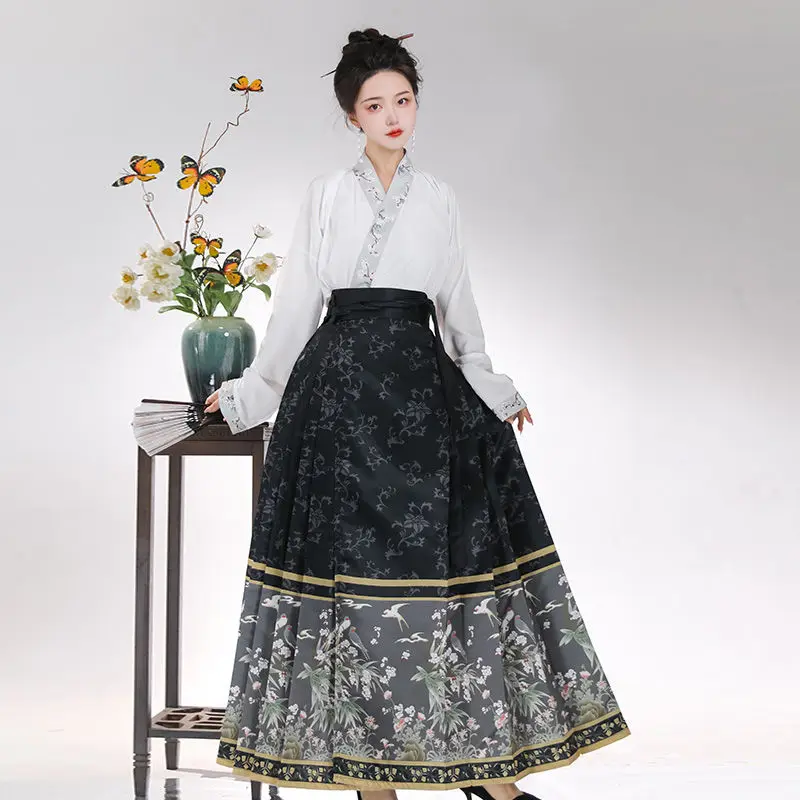 Yourqipao Ancient Hanfu Chinese Style Costume Mamianqun Ming Dynasty Weaving Gold Horse Face Skirt Traditional Clothing