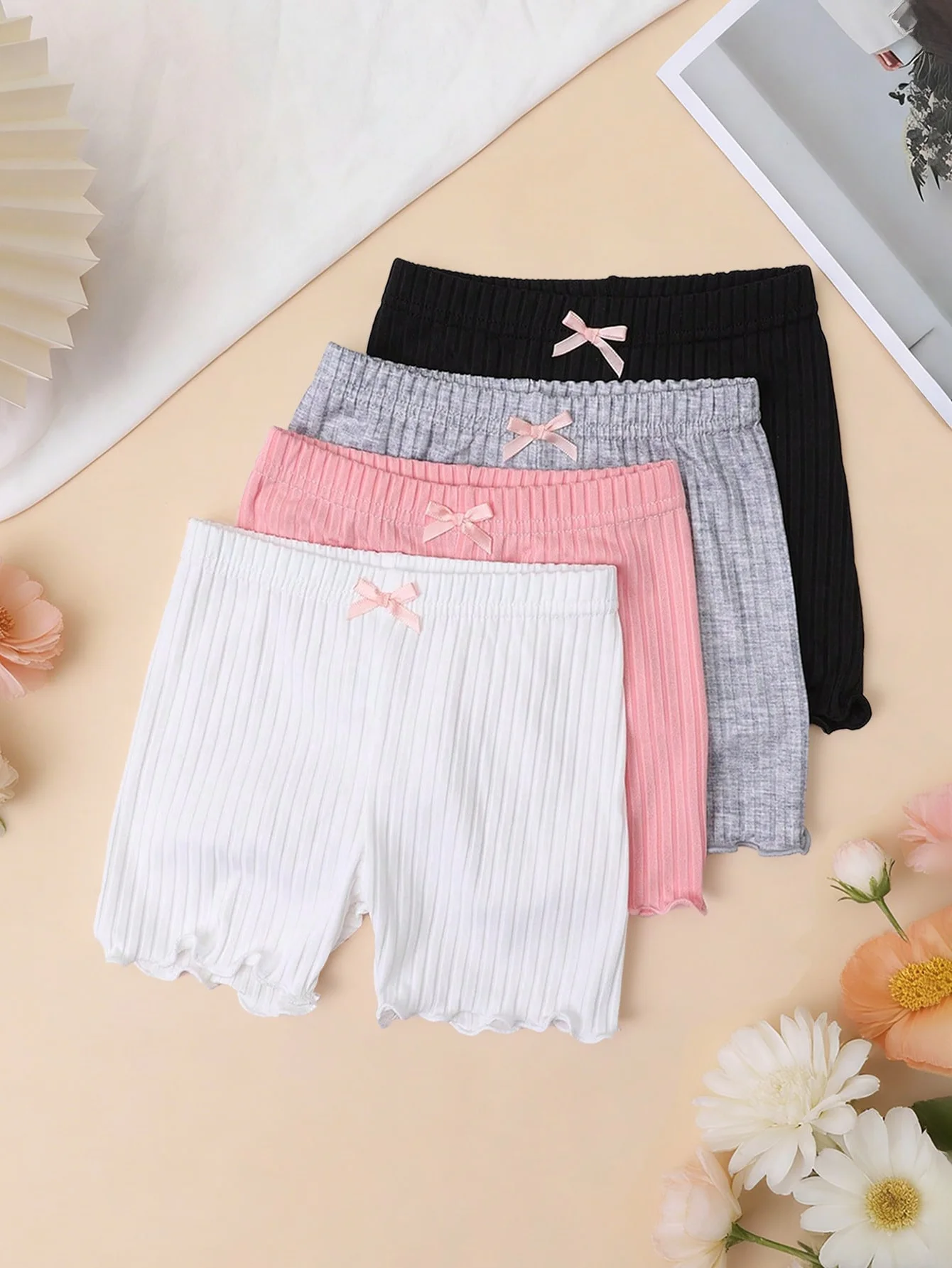 conjunto-de-4-pecas-de-calcas-de-seguranca-para-meninas-com-listras-e-bordas-onduladas-shorts-frescos-e-respiraveis-para-uso-diario-das-meninas