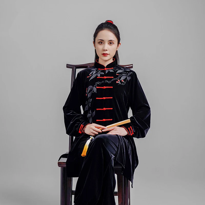 Kun Master Thicken Velvet Taichi Uniform Elegant Winter Martial Arts Suit Embroidery Kung Fu Clothes Taiji for Women