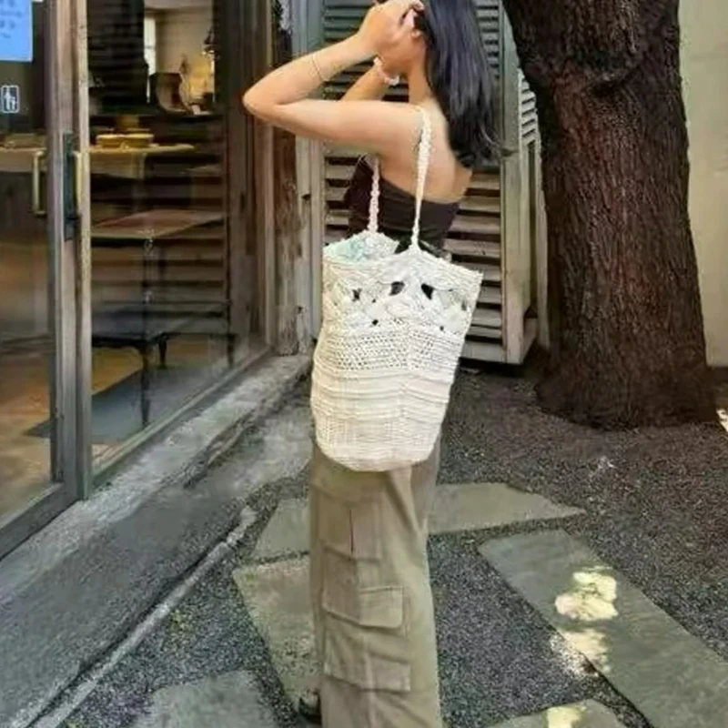 Hollow-woven Beach Bag - Luxurious Designer Handbag and Wallet for Ladies. 2026 New Style for Casual Vacation Shoulder Bag.