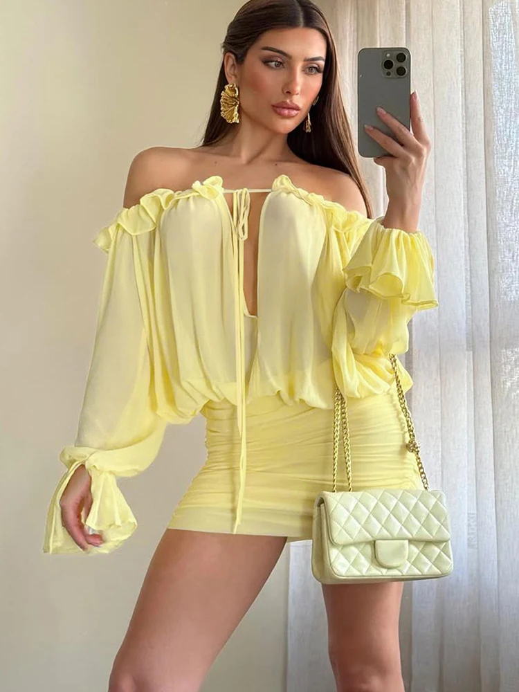Sisterlinda Gerafftes Elegantes Kleid Frauen Sexy Hohl Rüschen Raffen Slash Neck Backless Puff Sleeve Street Fashion Mini Bodycon