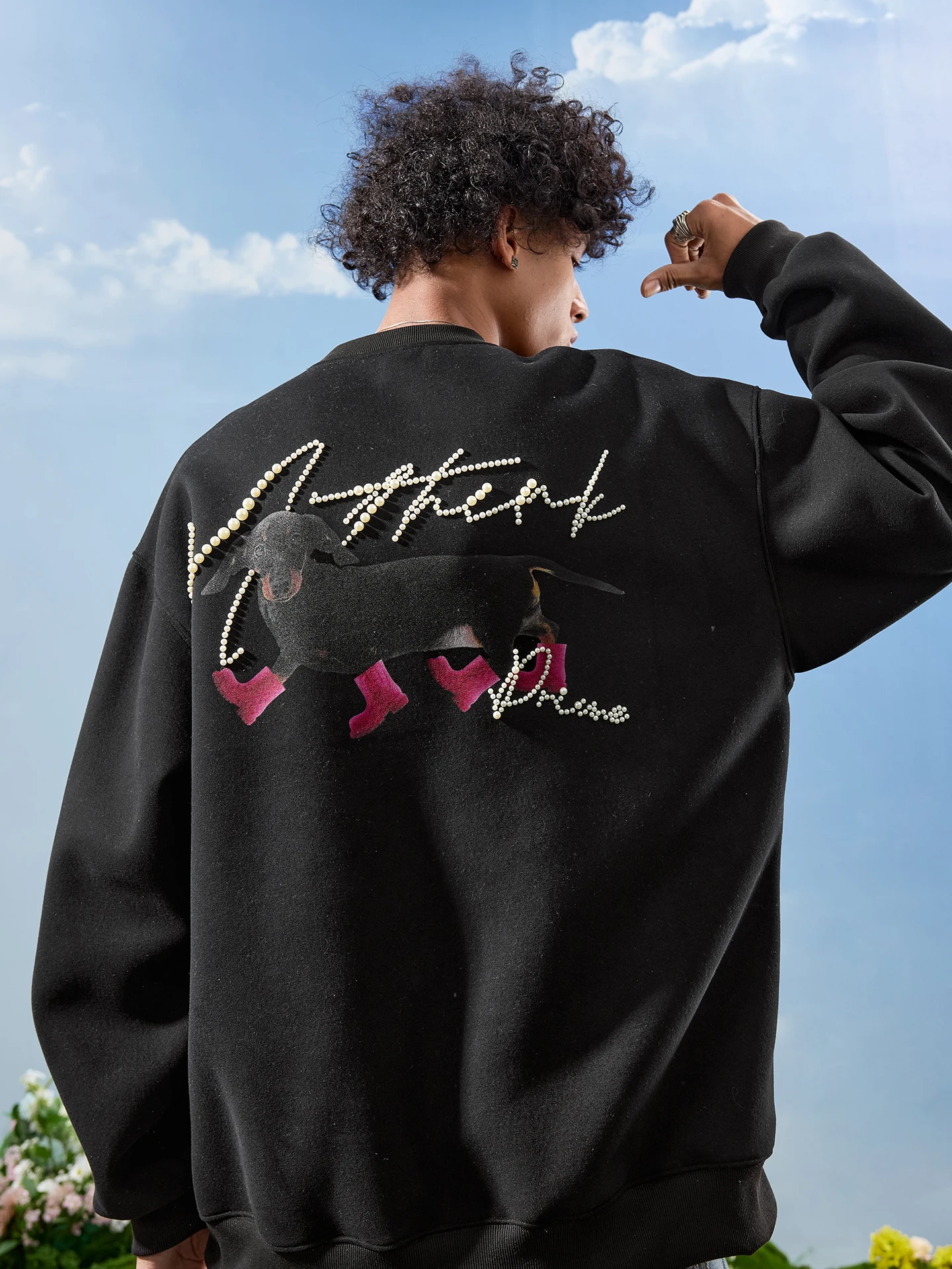 

Свитшот Nuthink American Retro Sausage Dog Puppy Pearl Letter Round Neck, весна 2026, парный, хлопковый