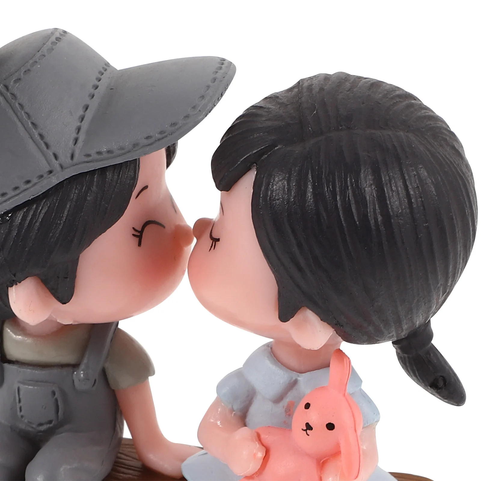 

Dashboard Decoration Adorable Couple Statue Car Accessories Longevity Sturdy Material Special Occasions Couple Figurines