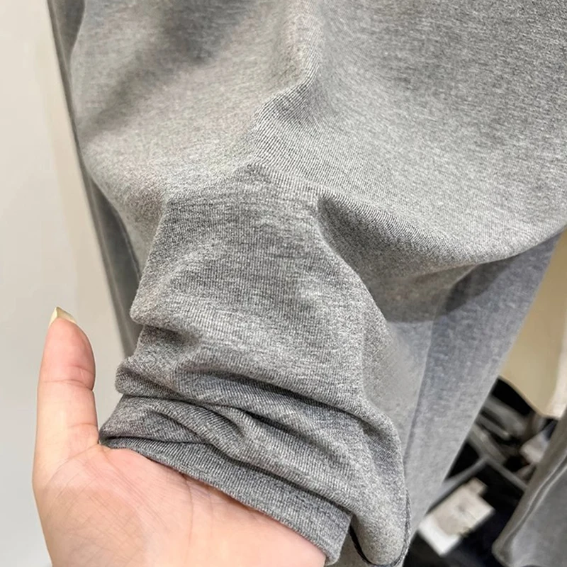 AOSSVIAO Basic-T-Shirt im koreanischen Stil mit Rundhalsausschnitt, Herbst-Winter, neu, figurbetont, einfarbig, Damen-T-Shirt, vielseitige, langärmlige Strickoberteile zum Schichten – Detail 5