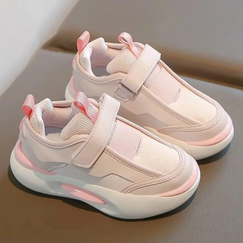 

Модные спортивные кроссовки для детей 2026 года из искусственной кожи, нескользящие, для бега на улице, для мальчиков и девочек.