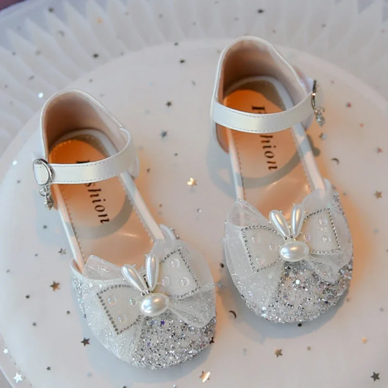 

New Kids Sandal Summer Sweet Rhinestone Sandals for Pretty Girls Fashion Bowknot Children Princess Wedding Sequins Flat Sandals