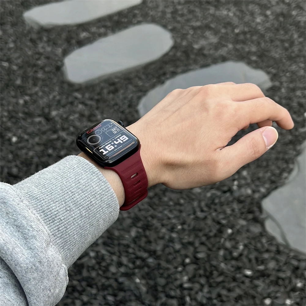 Correa de silicona suave para Apple Watch, Correa bonita con hebilla de mariposa para Series 9, 8, 7, 6, 5, 45mm, 41mm, 40mm, 44mm, 42mm, 38mm