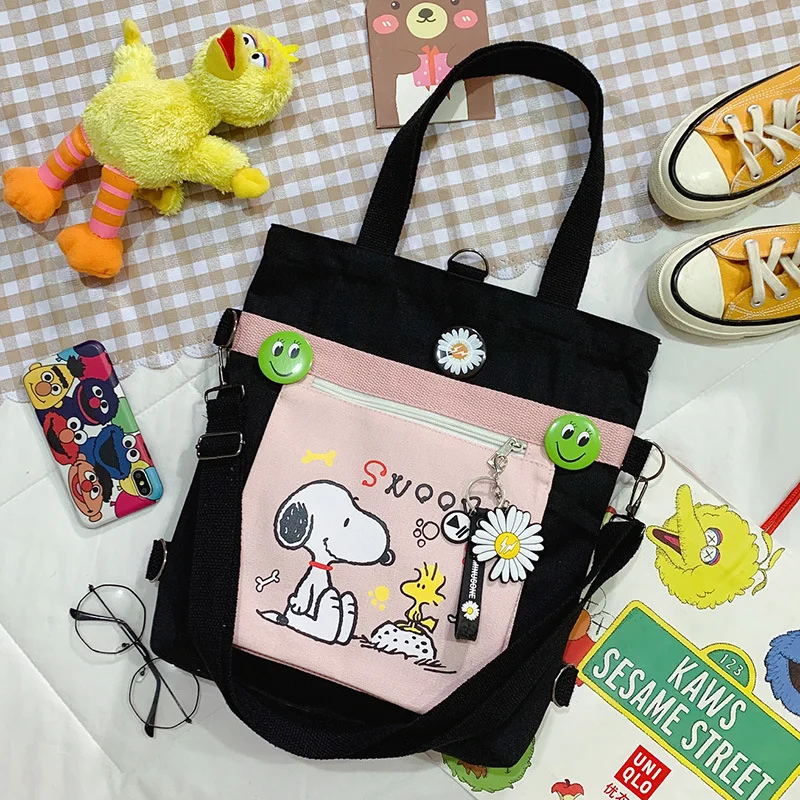 Cute Anime Fashion Trend Snoopy Canvas Bag Messenger Bag studente Unisex Cartoon borsa a tracolla borsa di stoffa coppia regalo con ciondolo