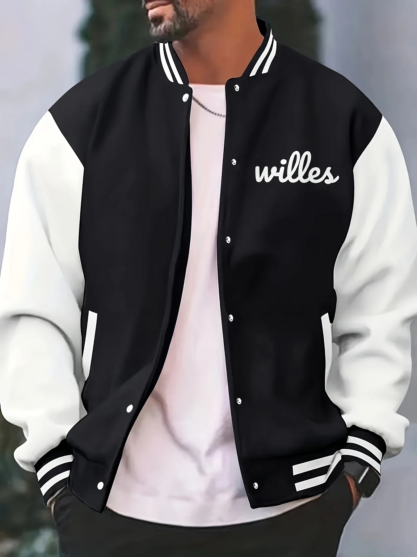 

Мужская двухцветная черно-белая бейсбольная куртка с эластичным бейсбольным воротником с буквенным принтом для осенней и зимней повседневной одежды