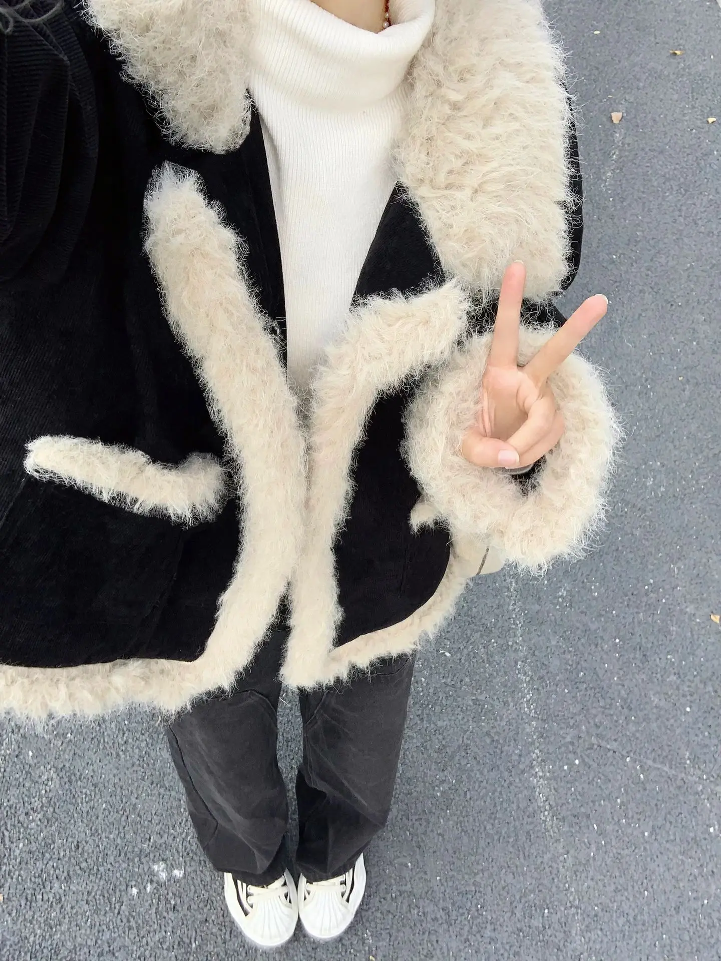 

Thiened ort Cotton Jaet Women's Winter Coat Fur Collar Fluffy Korean Sle Loose Fit Knitted Faionable Casual Coat