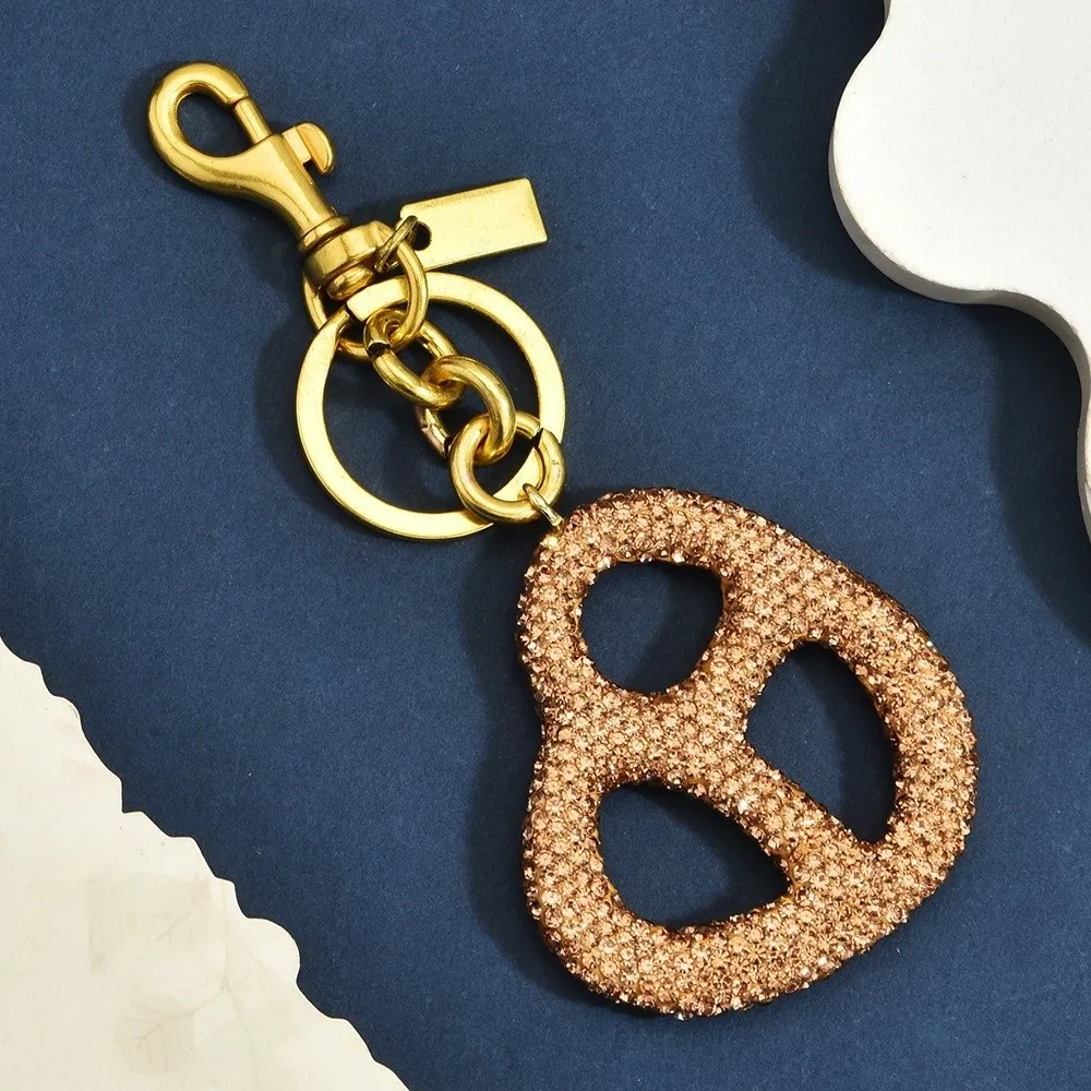 Sparkling Finish Pretzel Keychain Swivel Clasp Faux Food Style Pretzel Bag Charm Pretzel Shape Rhinestone Keychain Daily Outfits