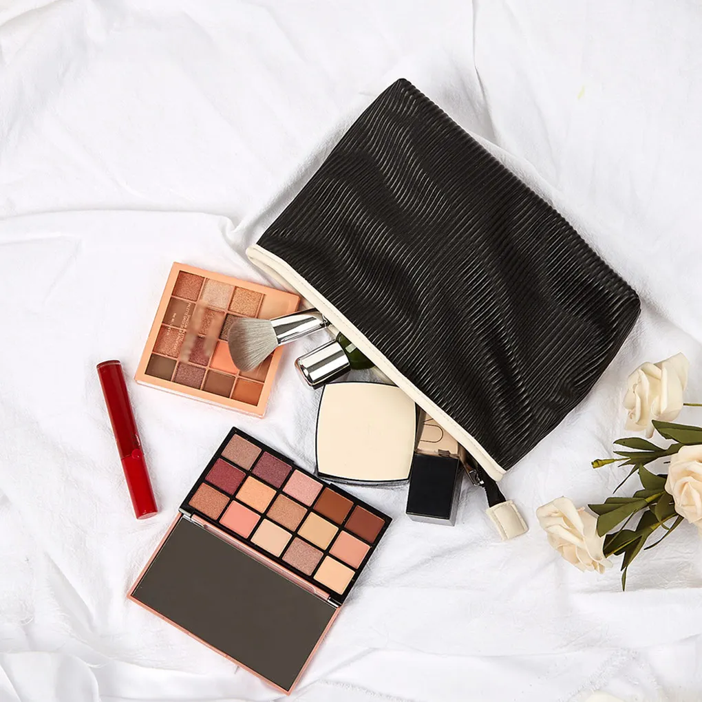 

Handbag Storage PU Pouch Fashionable Makeup Cosmetic Toiletry Traveling Zipper Multifunctional Ladies Bag