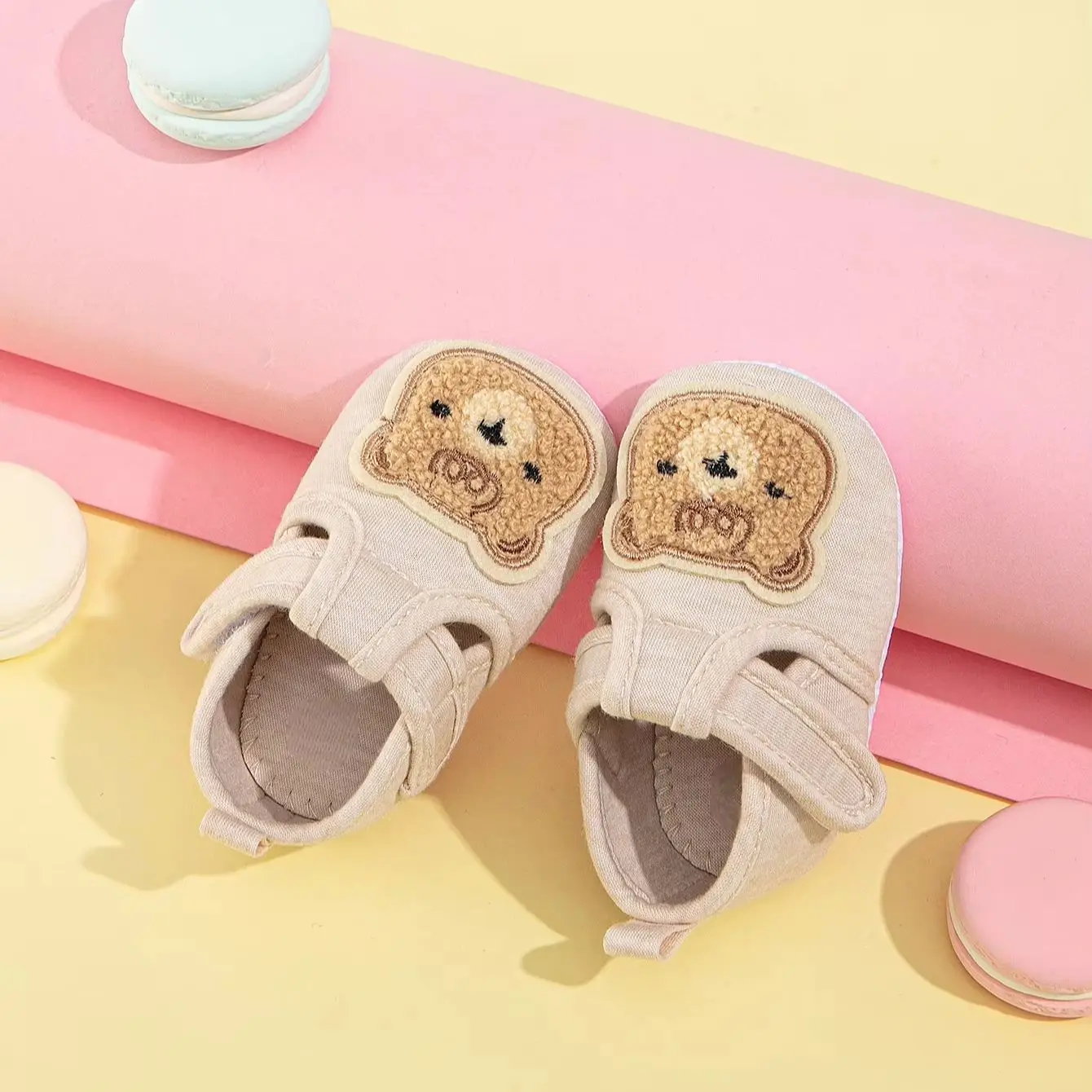 

Soft Sole Baby Shoes Winter Shoes with Fleece for 0-1 Year Old Baby Fashion Warm Shoes 6-12 Months Toddler Shoes All Seasons Uni