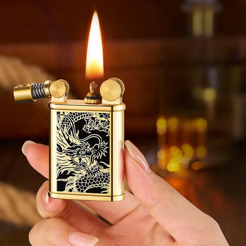 New Classic Retro Sand Wheel Oil Lighter One Key Flip Head Mechanical Ejector Mini Metal Oil Lighter Gift for Friends