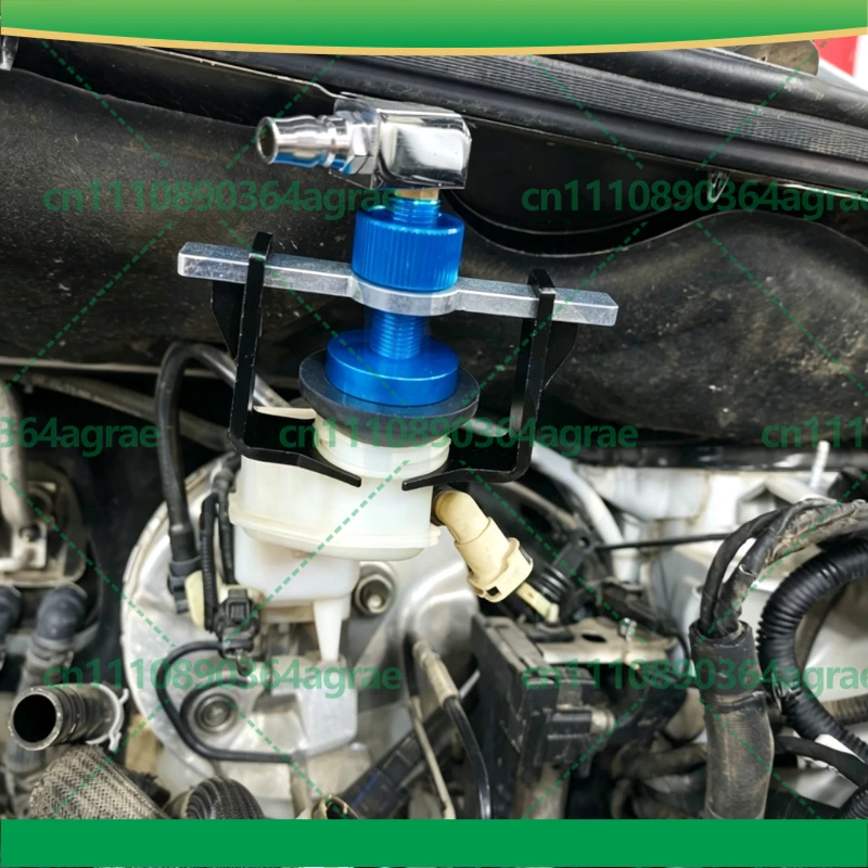 For Universal Brake Fluid Change Connector, Multi-function Brake Oil Replacement Fitting Auto Repair Power Tools Accessory