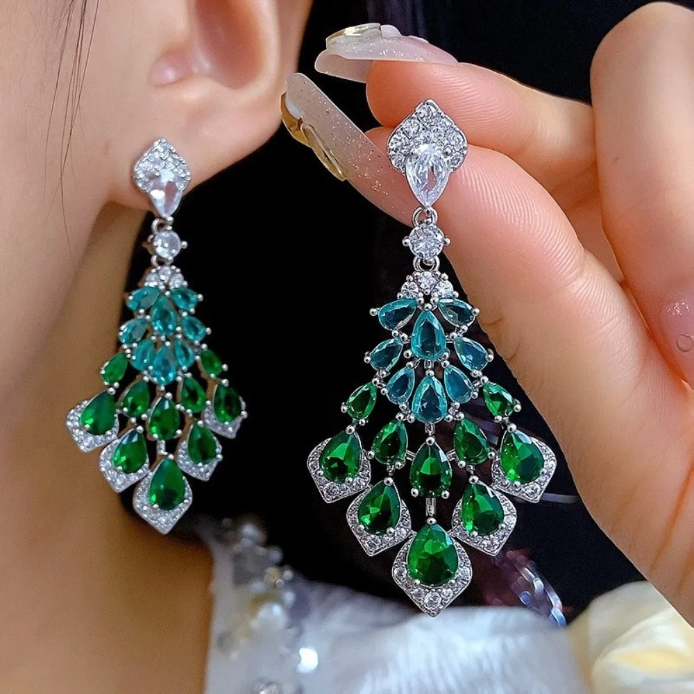 

Elegant Diamond Earrings Fashionable High-end Temperament Earrings Women's Light Luxury Earrings Accessories