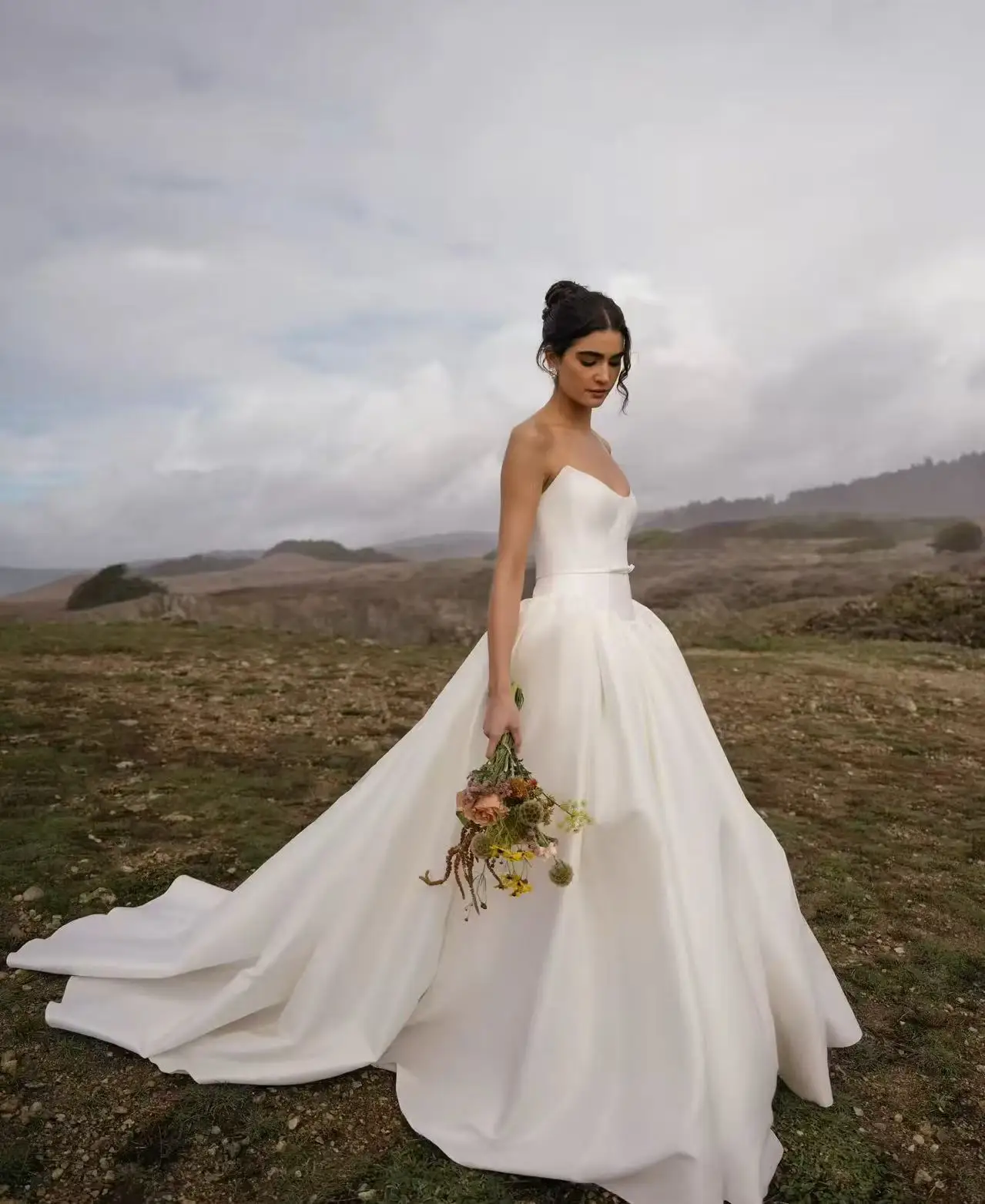 Beliebte Brautkleider aus Satin mit U-Ausschnitt und A-Linie, maßgeschneidert, Brautkleid, Vestido De Noiva