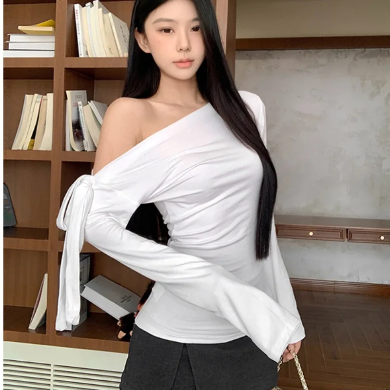 Coreano Sle Slim Fit Lungo Sve T-irt oulder Design Banda Bianca Autunno Inverno Nuovo Arrivo Faion delle Donne Casual Top