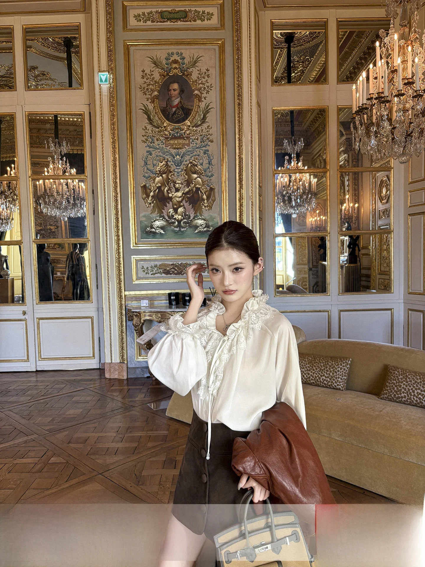 

Ele White Lace irt with Pleated French Sle Loose Fit Long Sve Women's Top Early Autumn High End Feeling Blouse