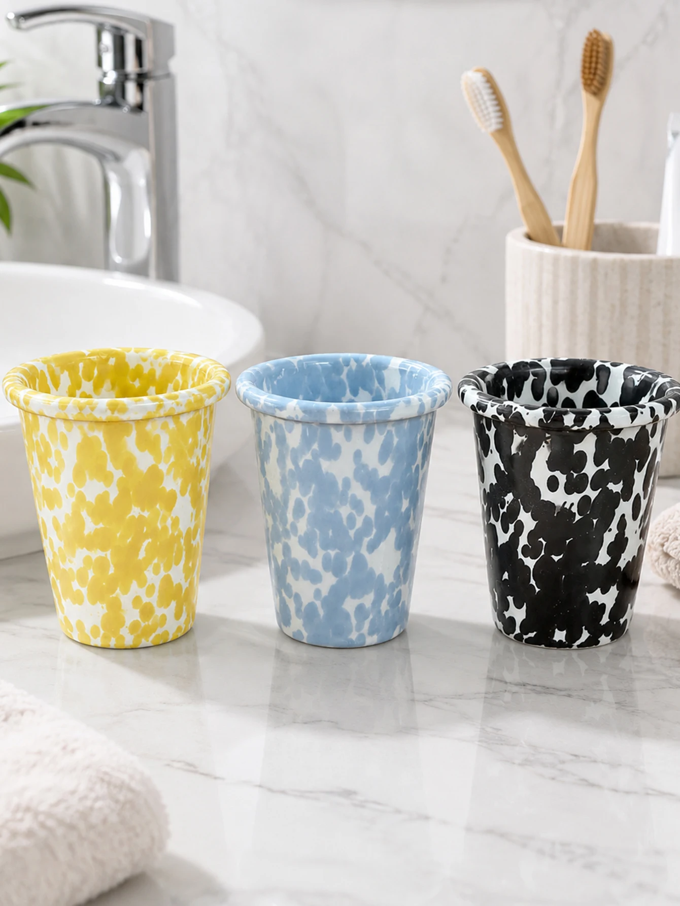 Ink-wash polka dot ceramic cup, multi-purpose bathroom rinsing cup, ceramic toothbrush holder, ideal for dressing tables, home d