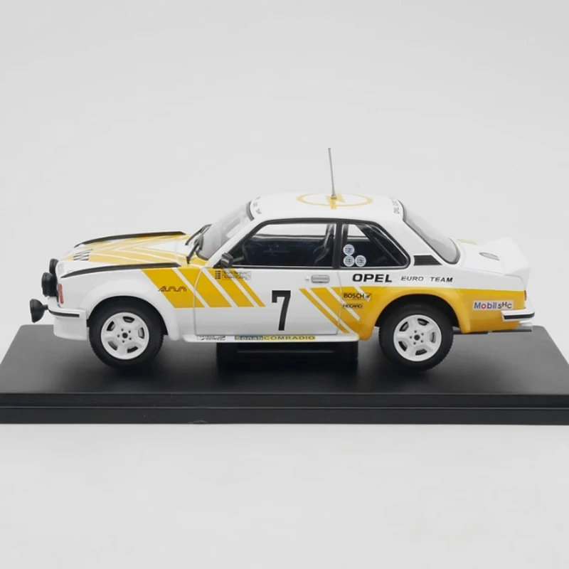 IXO Diecast 1:24 Scale Opel Ascona 400 WRC 1980 Rally Car Alloy Car Model Simulation Collection Decoration Gift Toy Static Shows