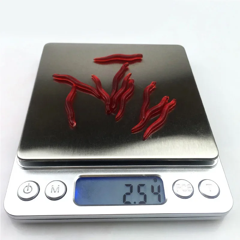 50 or 100 Pcs Red Worm Fishing Lures Silicone Mini Shrimp Fishy Smell Jerkbait Fish Ocean Rock Bass Soft Souple Bass Leurre