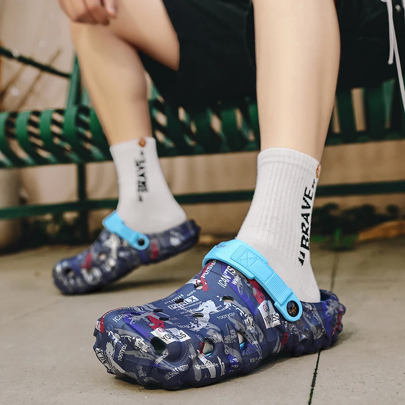 Summer Breathable Closed Toe Beach Shoes Large Size Lightweight Soft Bottom Clogs Outdoor Casual Sandals Slippers