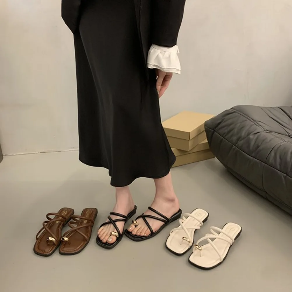 Stylische Damen-Sandalen mit Kreuzriemen, bequeme, leichte Zehenriemen-Strandschuhe mit lässigem, einfarbigem Design für den Sommer – Detail 12