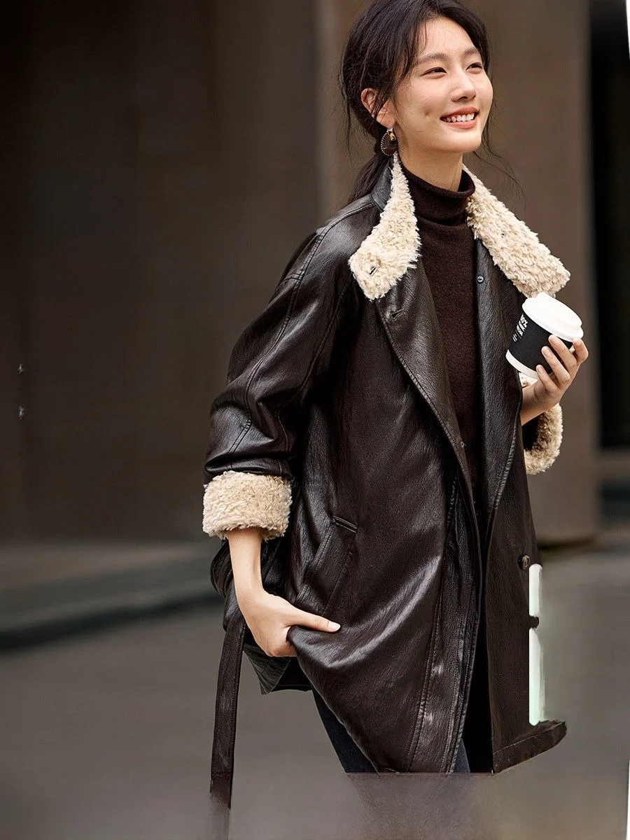 

XWI American Retro Fce Lined Patchwork Leather Jaet Women's Winter Belted Slimming Coffee Color Outerwear Casual Sle
