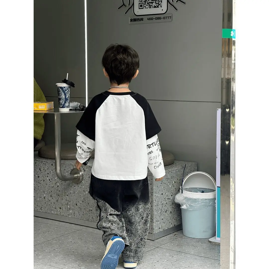 Boys' Worn Jeans Sweatshirt Two-piece Suits Spring And Autumn New Styles Children's Fashion Mid Size Fashion Gradient Pants Sets