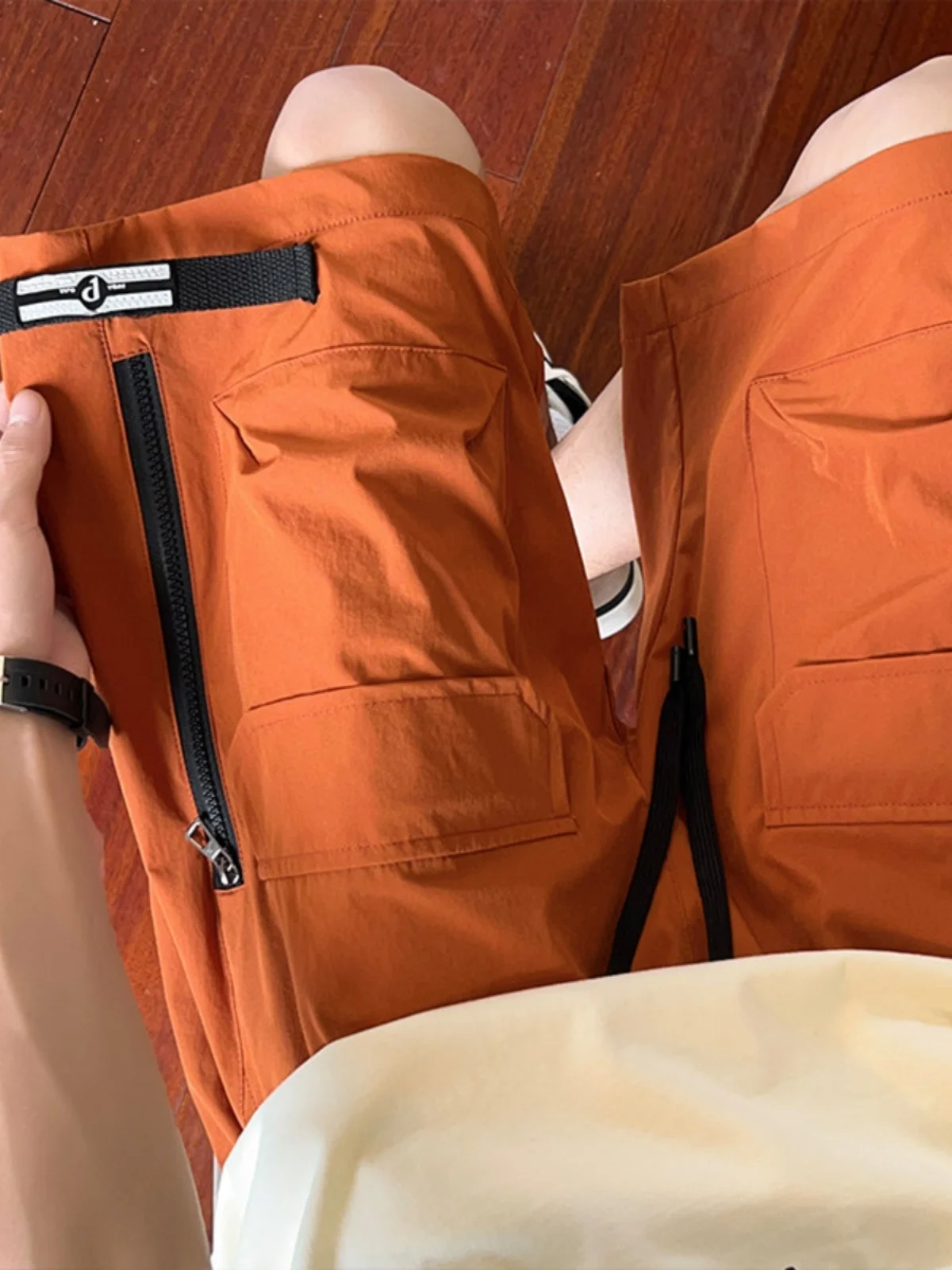 

Мужские летние тонкие брюки из ледяного шелка с боковой молнией, свободные повседневные брюки-карго длиной до колена, модные, американский бренд