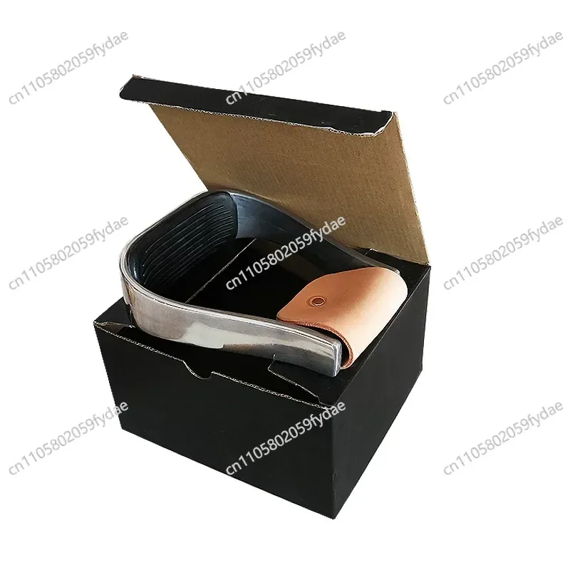 New Western-style Aluminum Stirrup Saddle Matching Aluminum Stirrup Inner Width 120mm Package Real Cowhide Color Box.