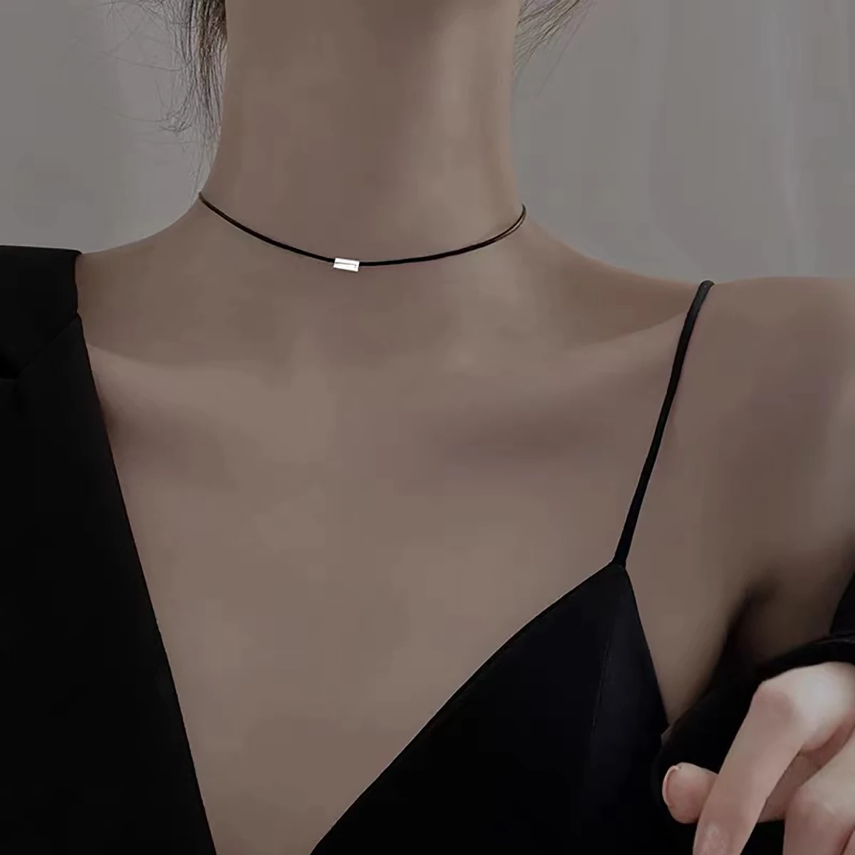 All-matching vintage black wax rope stainless steel rectangular block metal non-fading choker collar neck with choker necklace