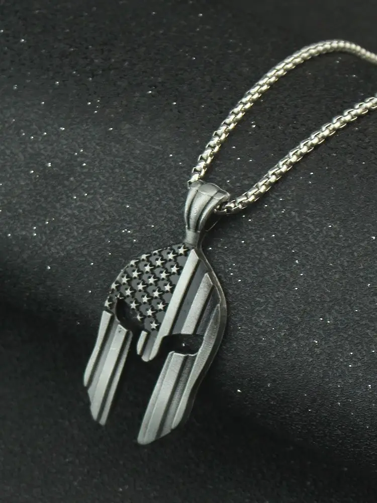 Retro Victory Ares Spartan Helmet Pendant Stainless Zinc Alloy Ancient Greek Roman Spartan Mask Necklace Men Party Necklace