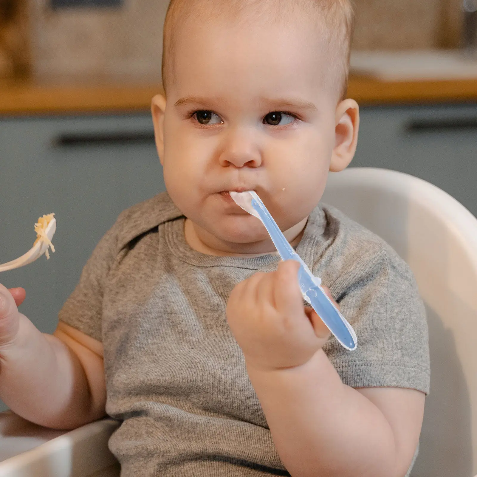 

4Pcs Silicone Baby Feeding Spoon Kid Training Spoon Nonhurt Mouth Flexible Handle Easy Clean Rice Cereal Pureed Food