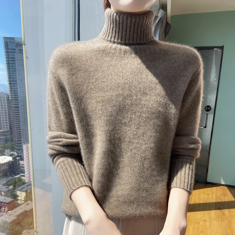 Autumn and winter new women\'s high lapels 100% pure wool long sleeve thick sweater loose classic knitted cashmere sweater.