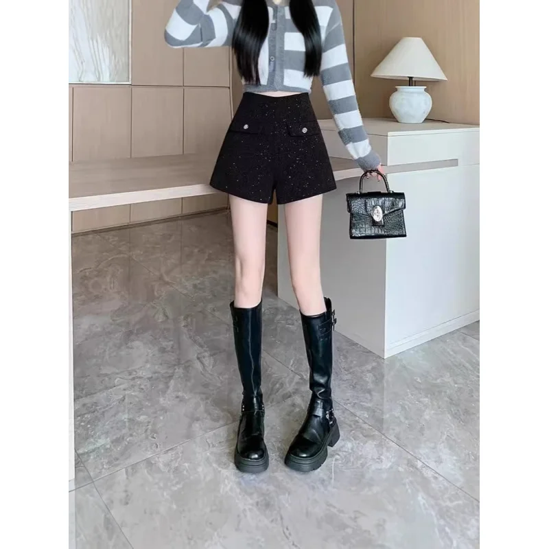 

Korean Style Heavy Sequin Woolen Shorts for Women Autumn Winter 2025 Hot New High Waist A-line Wide-leg Pants Casual Outdoor Boo