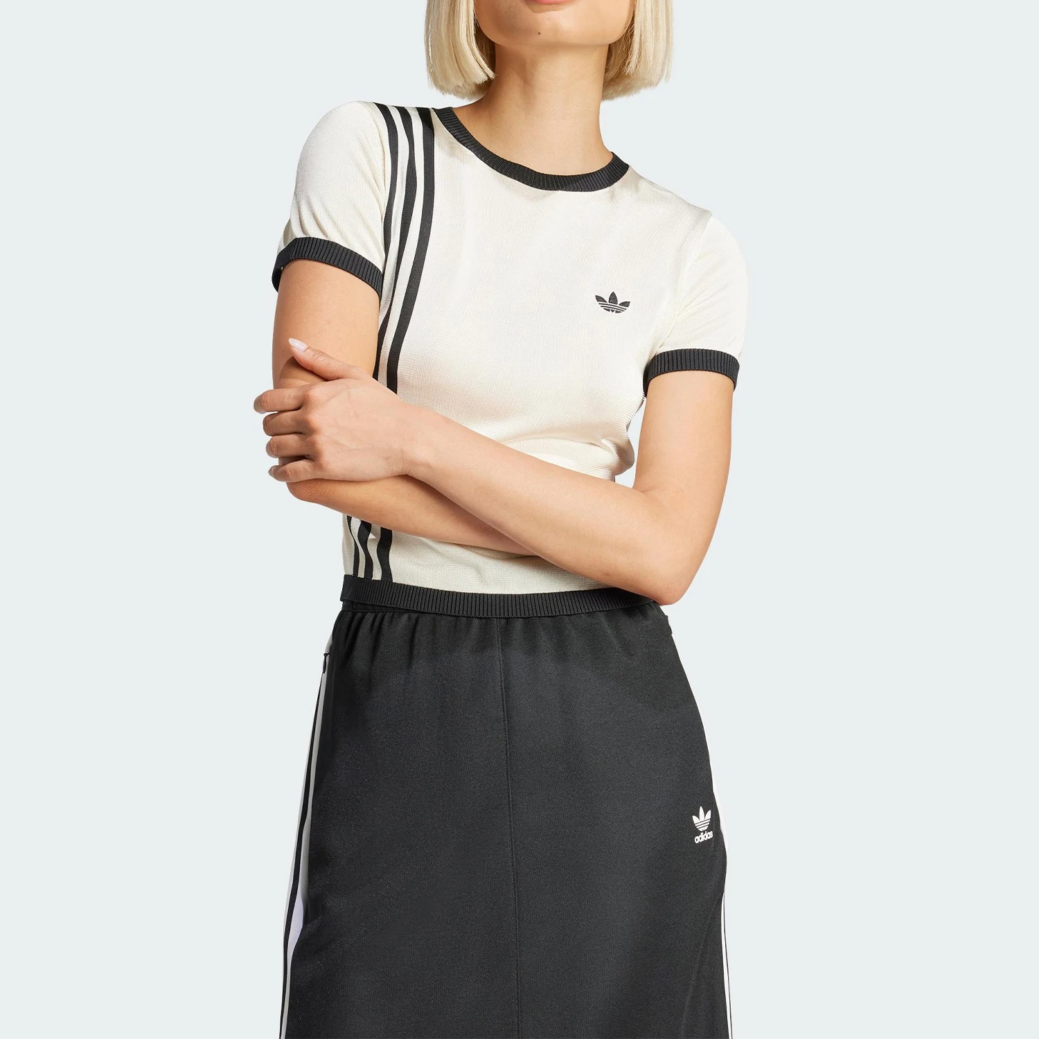 

Официальная женская футболка Adidas Authentic Originals с тремя полосками, дышащая футболка с круглым вырезом и короткими рукавами JJ0961