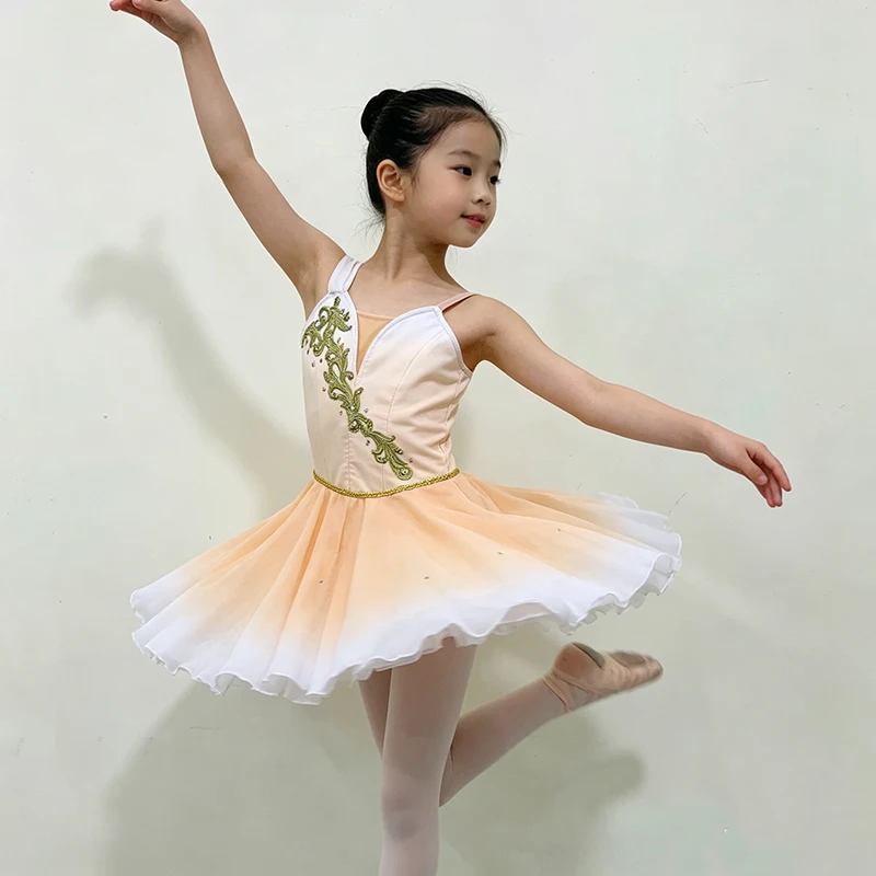 

Romantic mythological character Cupid costume Orange gradient white playfully cute Act II of Don Quixote girls and women