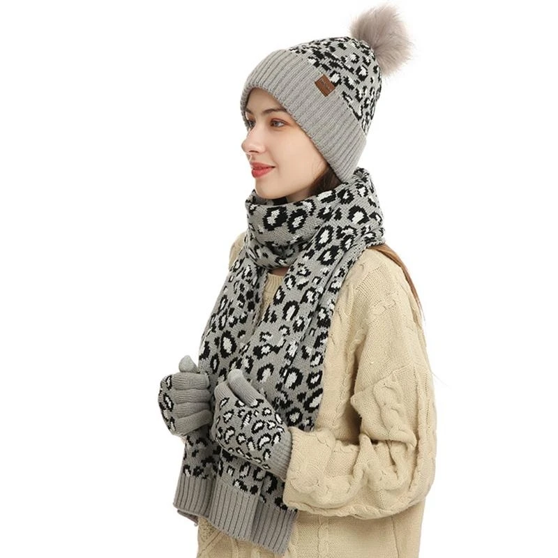 400A Winter Knit Beanie Hat Scarf for Touch Screen Gloves Set for Women Leopard Skull