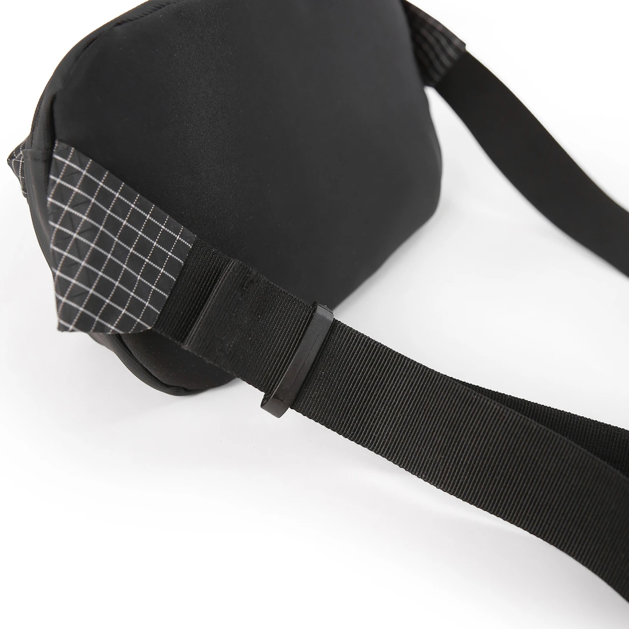 حقيبة كروس عالمية جديدة للرجال والنساء حقيبة رياضية أنيقة حقيبة كتف مفردة غير رسمية ومتعددة الاستخدامات مع حزام الخصر