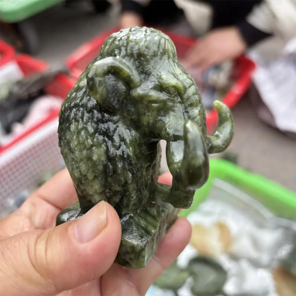 Natural Quartz Mammoth Carving Reiki Healing Stone Fengshui Decorative Animal Jade for Holiday Crafts & Gifts