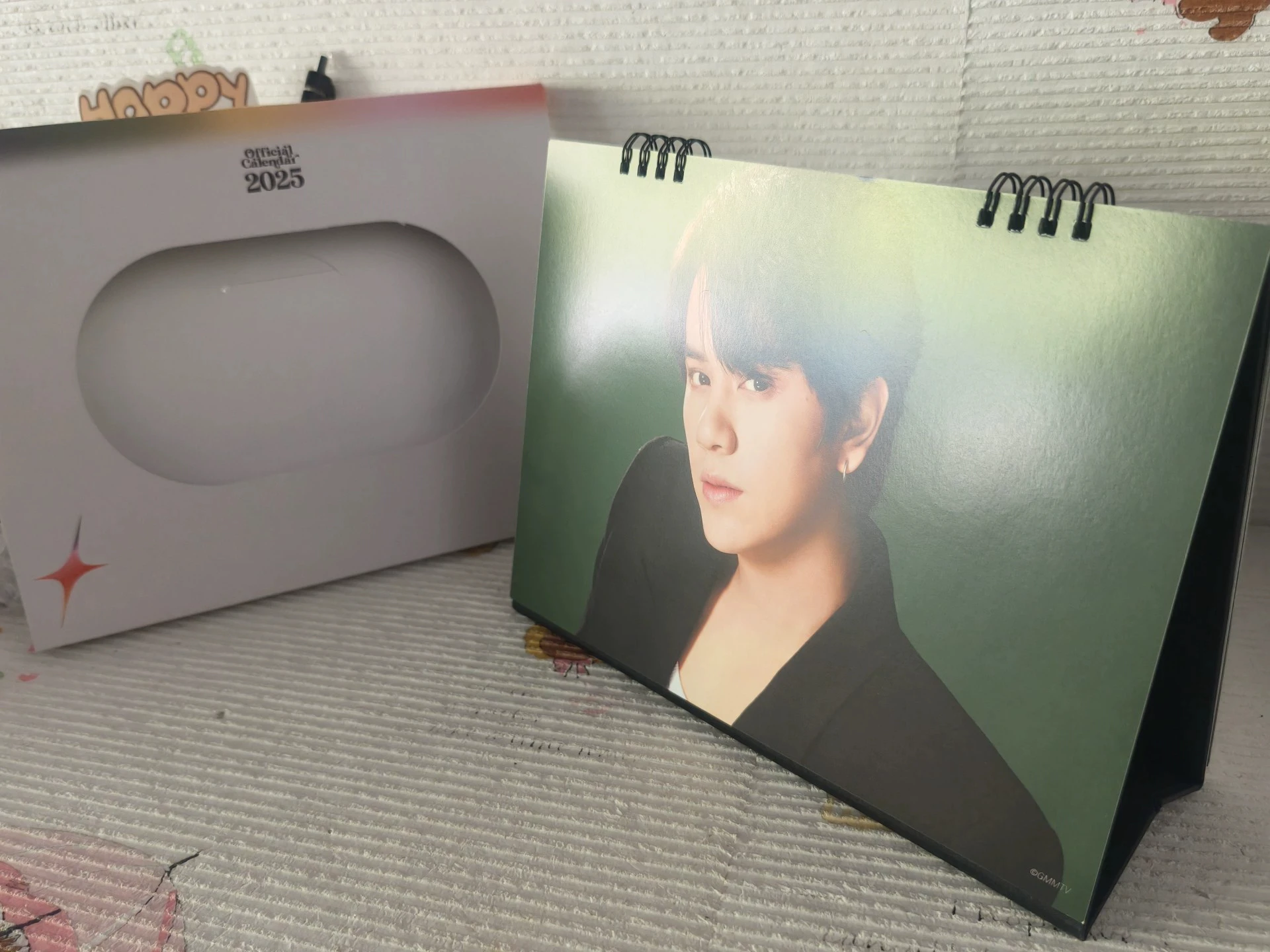 GMMTV ละครไทย Bad Bubby Series BadBubbySeries OHM NANON PAT PRAN ปฏิทินอย่างเป็นทางการ 24.5x18.7 ซม. 24.5x18.7 ซม.+ 1 การ์ดสุ่ม