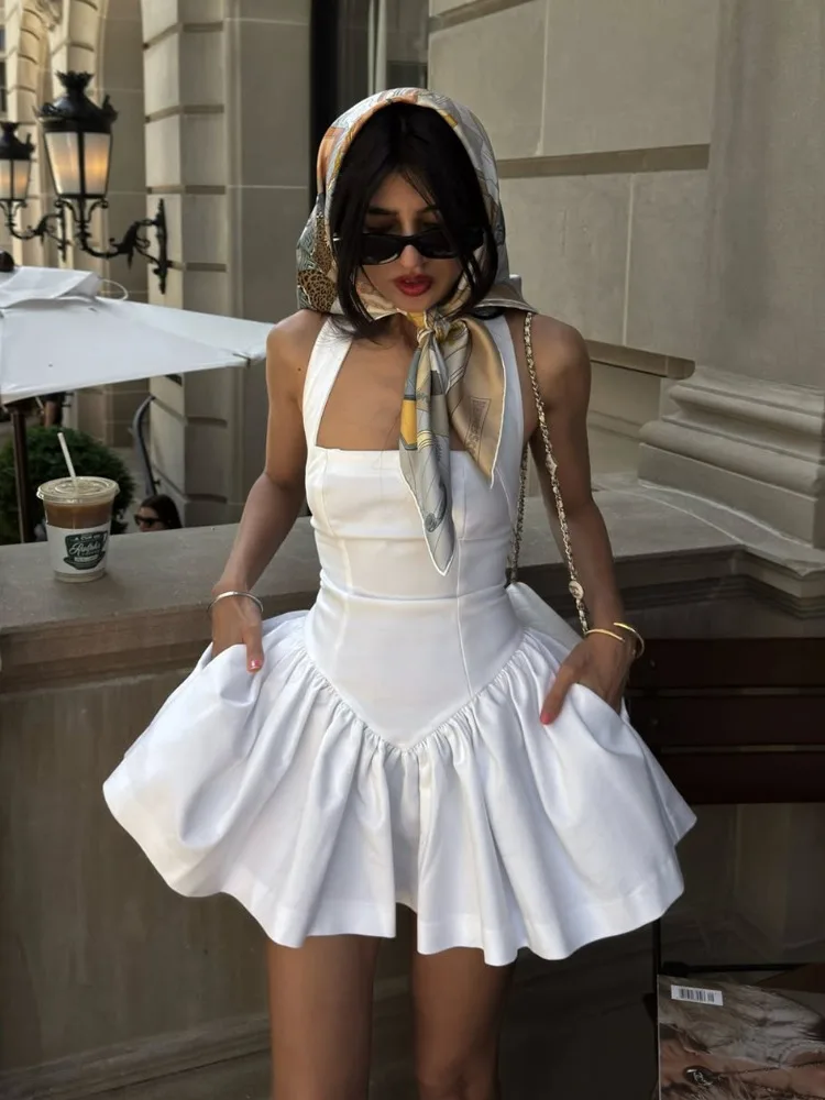 

Мини-платье TARUXY с оборками и лямкой на шее, пикантное женское пляжное черное облегающее платье-трапеция с открытой спиной и завязкой на подоле, с завышенной талией