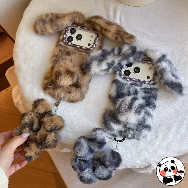 

Luxury Phone Case With Plush Strap For iPhone 17 Pro Max 16 Pro Max 15 14 Plus 13 Pro Max Rabbit Warm Plush Cover With Lanyard