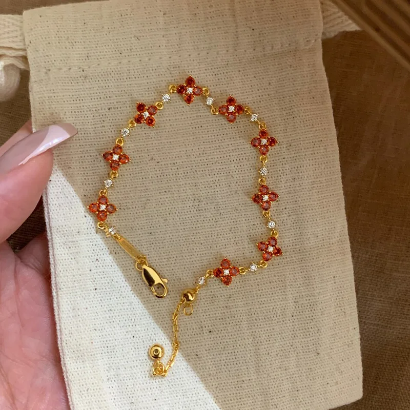 Versilbertes Vierblättriges Kleeblatt-Armband mit Türkis und Klarem Zirkon, Verstellbare Kette, Eleganter Alltagsschmuck für Damen, Geschenk – Detail 9