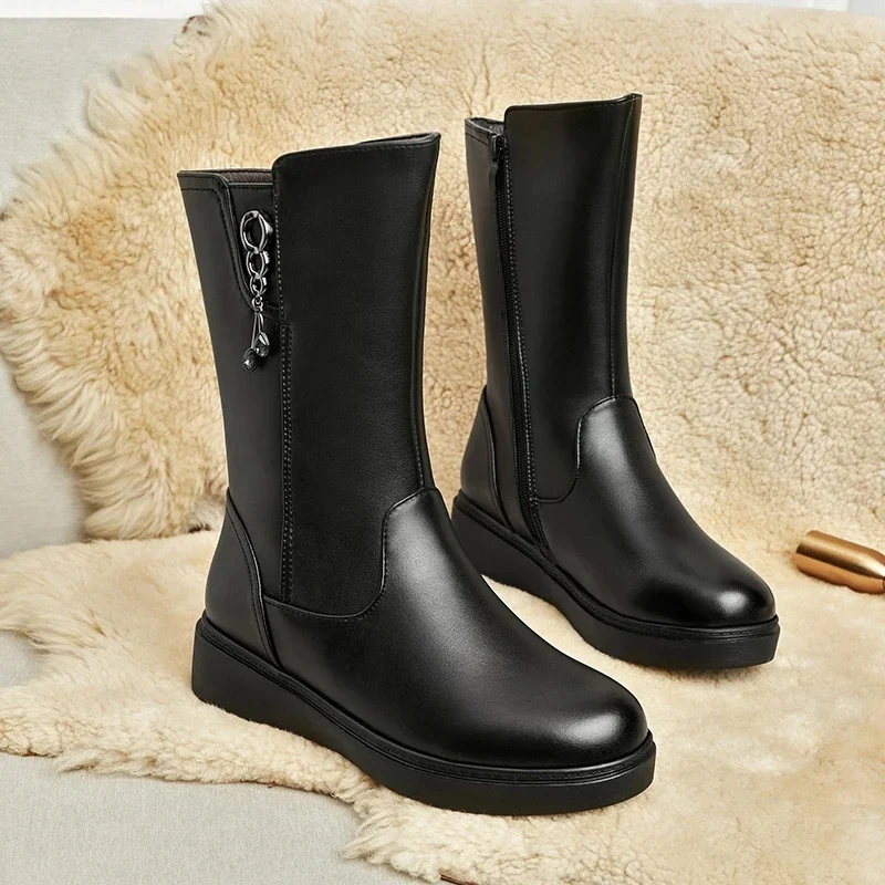 Big Size 35-43 Women Snow Boots Winter Thick Wool Warm Mid Calf Boots Women Fashion Soft Leather Low Wedge Cotton Boots