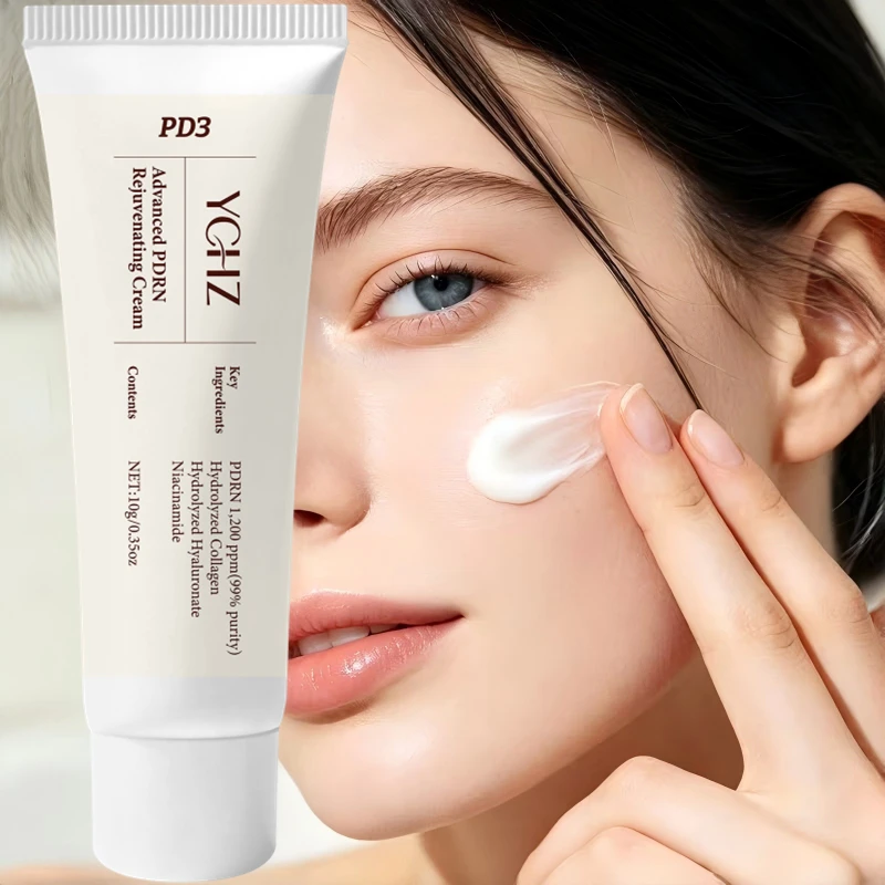 Universal Cream, Luxurious Beauty Cream, Reduces Wrinkles, Combats Signs of Aging, Provides Long-Lasting Hydration, Smoothes Skin, and Makes Skin Look Younger. It Contains Retinol, Hyaluronic Acid, Vitamins B, C, and E, and Collagen.